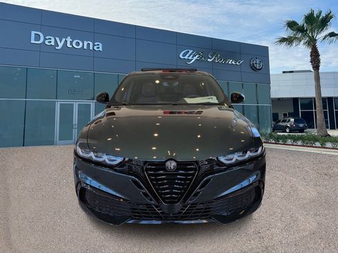New 2026 Alfa Romeo Tonale Sprint w/ Black Premium Package AWD/4WD image 7