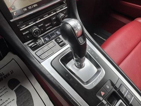 Used 2016 Porsche 911 Turbo image 31