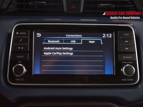 Used 2025 Nissan Versa SV FWD image 30