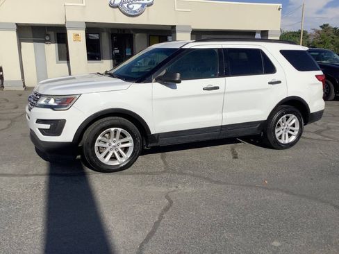 Used 2017 Ford Explorer 4WD image 16