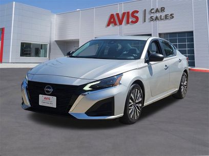 Used 2024 Nissan Altima 2.5 SV