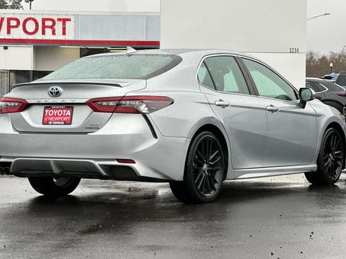 Used 2023 Toyota Camry XSE w/ Navigation Package image 4