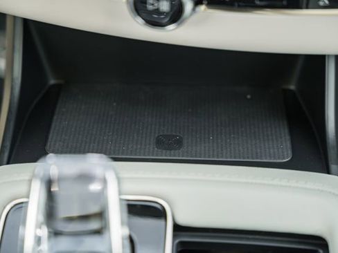 New 2026 Volvo XC90 T8 Ultra w/ Protection Package Premier image 24