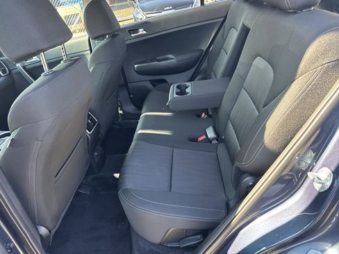 Certified 2022 Kia Sportage LX image 20