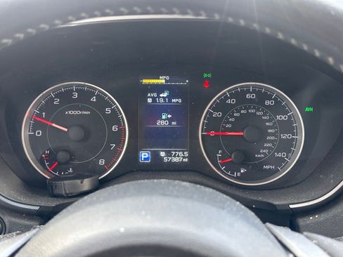 Used 2022 Subaru Ascent Premium w/ Convenience Package image 30