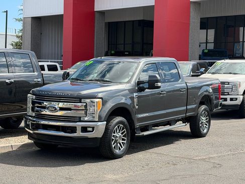 Used 2017 Ford F250 Lariat w/ Lariat Ultimate Package AWD/4WD image 40