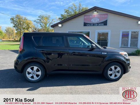 Used 2017 Kia Soul w/ Convenience Package image 7