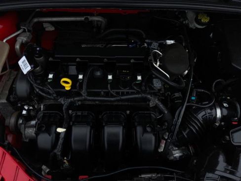 Used 2015 Ford Focus SE image 83