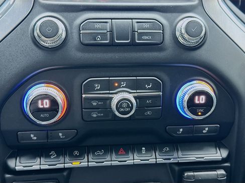 Used 2021 GMC Sierra 1500 Elevation image 12