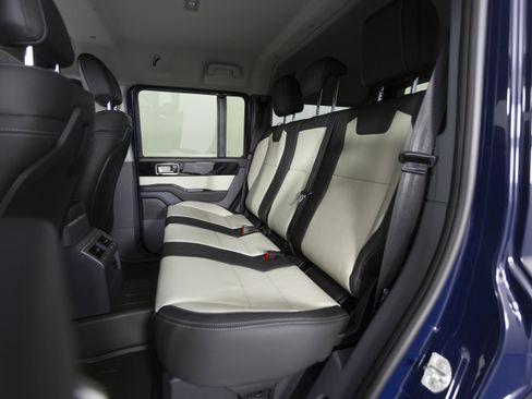 New 2025 INEOS Grenadier Fieldmaster Edition image 31