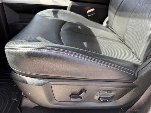 Used 2018 RAM 2500 Laramie image 27