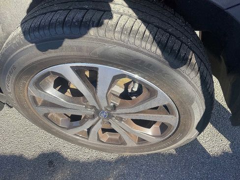 Used 2022 Subaru Forester Limited image 12