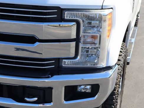 Used 2017 Ford F350 Lariat w/ Lariat Ultimate Package image 11