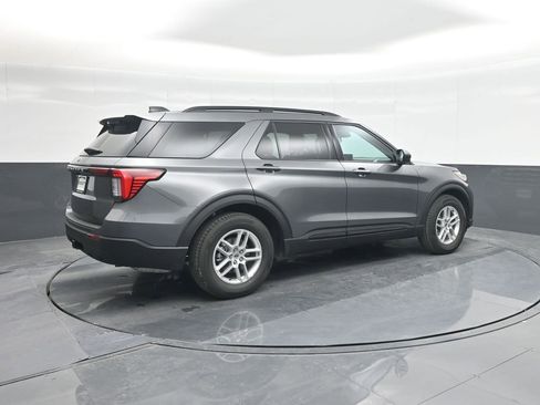 New 2026 Ford Explorer Active image 15