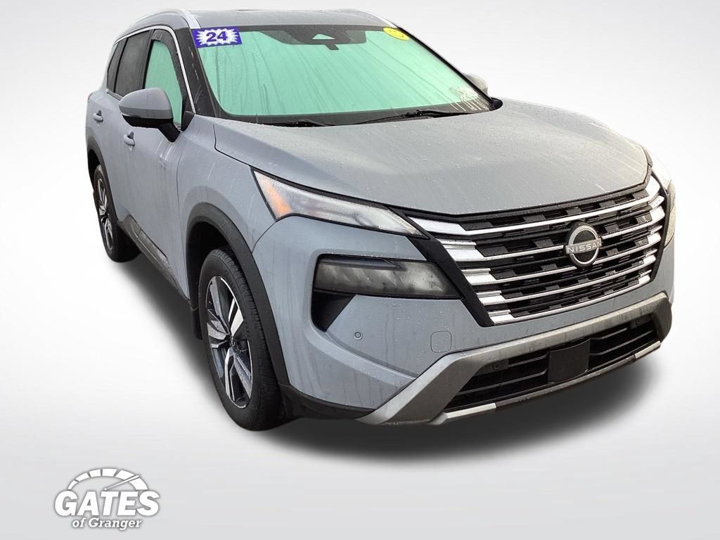 Used 2024 Nissan Rogue SL AWD/4WD image 1