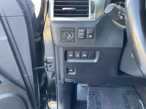 Used 2020 Lexus GX 460 Premium image 16
