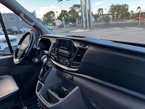 Used 2023 Ford Transit 350 XL image 40