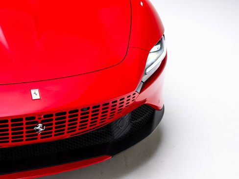 Used 2025 Ferrari Roma Spider image 42