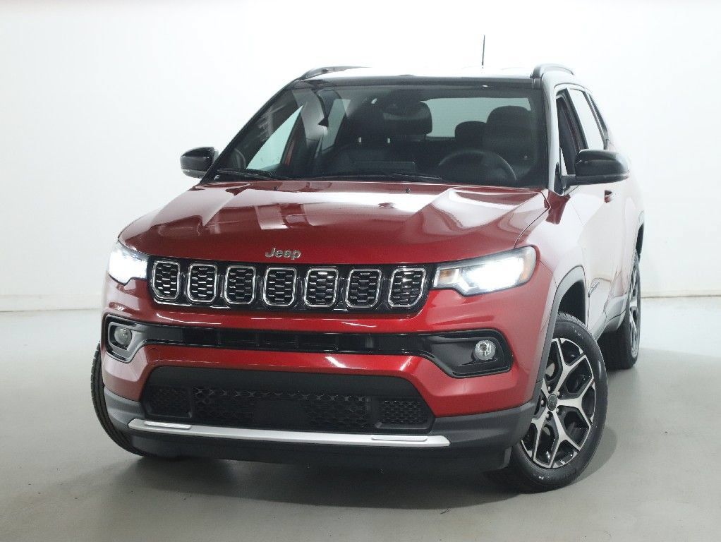 Used 2025 Jeep Compass Limited AWD/4WD image 3