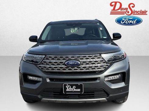Used 2023 Ford Explorer Limited image 2