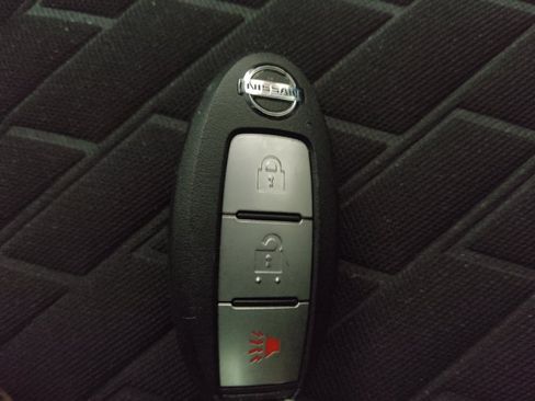 Used 2021 Nissan Kicks S FWD image 32