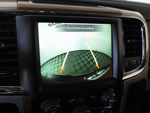 Used 2018 RAM 2500 Laramie w/ Convenience Group image 6