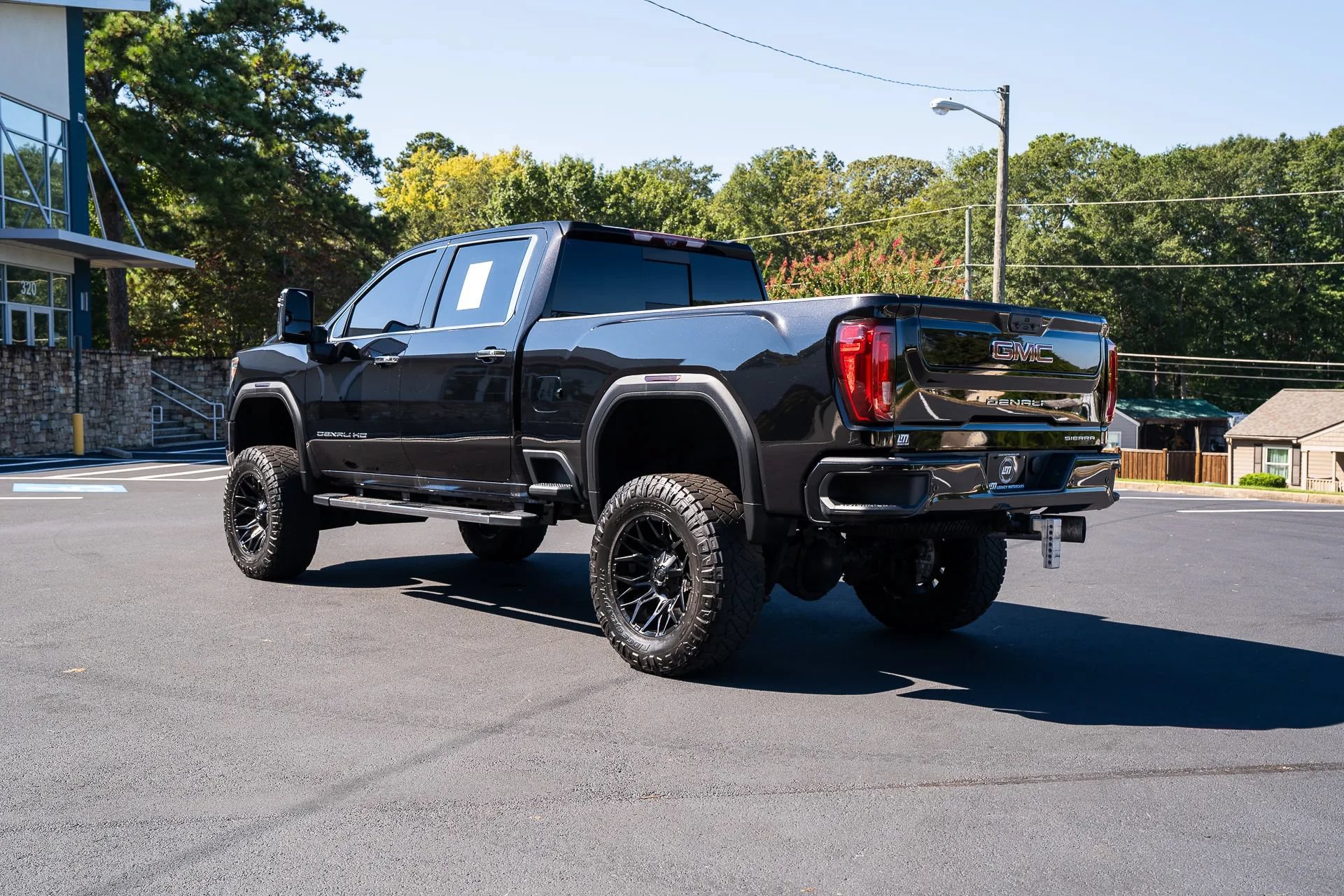 Used 2023 GMC Sierra 2500 Denali w/ Denali Ultimate Package AWD/4WD image 6
