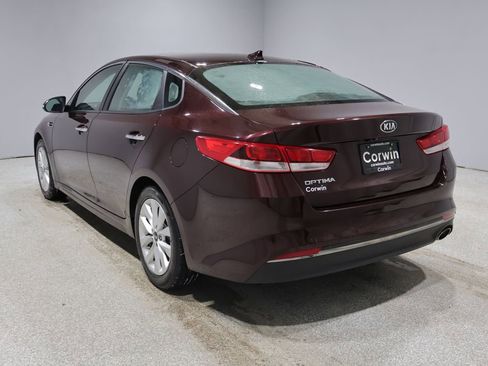 Used 2016 Kia Optima LX image 5