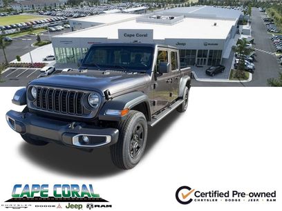 Used 2025 Jeep Gladiator Sport