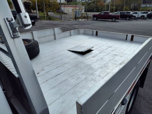 Used 2005 Chevrolet Silverado 3500 LS w/ Heavy-Duty Power Package image 14