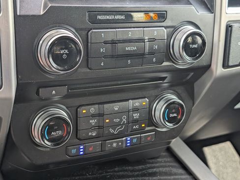 Used 2018 Ford F450 Platinum w/ Platinum Ultimate Package image 21