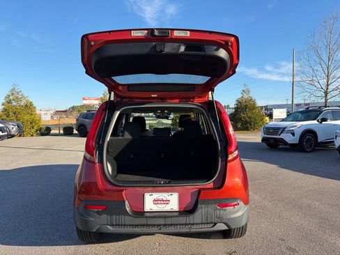 Used 2021 Kia Soul LX image 5