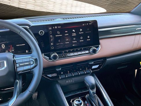 New 2026 GMC Canyon AT4 image 8