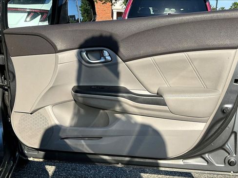 Used 2012 Honda Civic EX-L image 19
