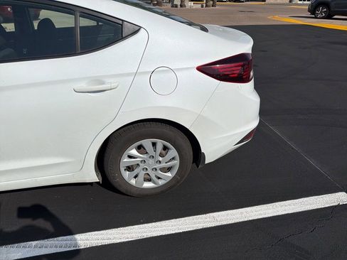 Used 2020 Hyundai Elantra SE w/ Cargo Package (C1) image 38