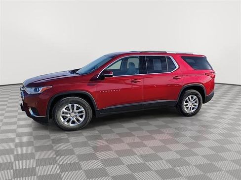 Used 2018 Chevrolet Traverse LT image 4