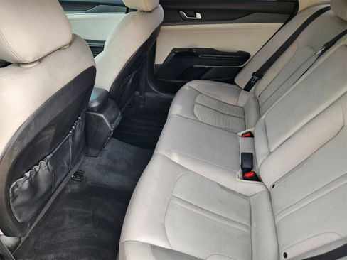 Used 2022 Kia K5 LXS image 38