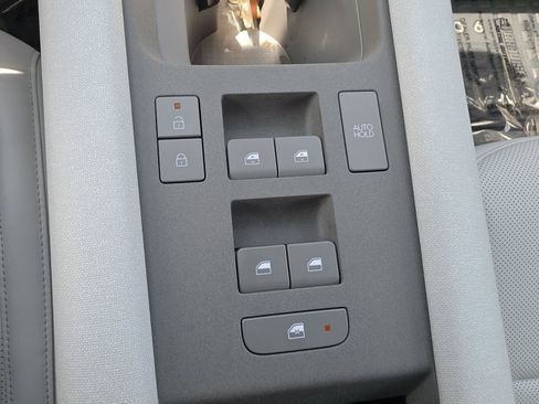 Certified 2025 Hyundai Ioniq 6 SEL RWD image 23