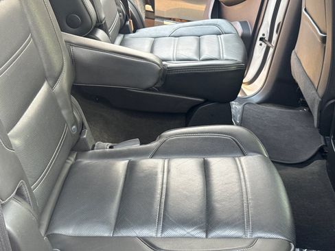 Used 2018 GMC Yukon Denali w/ Denali Ultimate Package AWD/4WD image 14