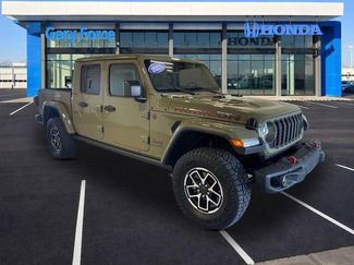Used 2025 Jeep Gladiator Rubicon AWD/4WD video 1