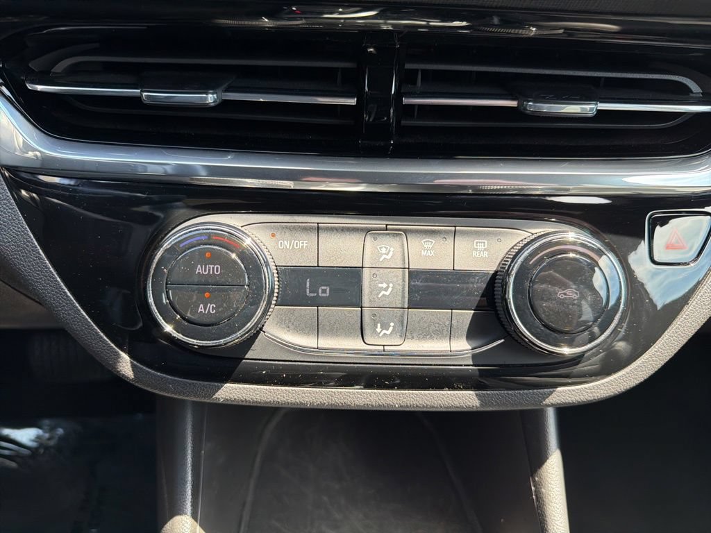 Used 2025 Buick Envista Sport Touring FWD image 29