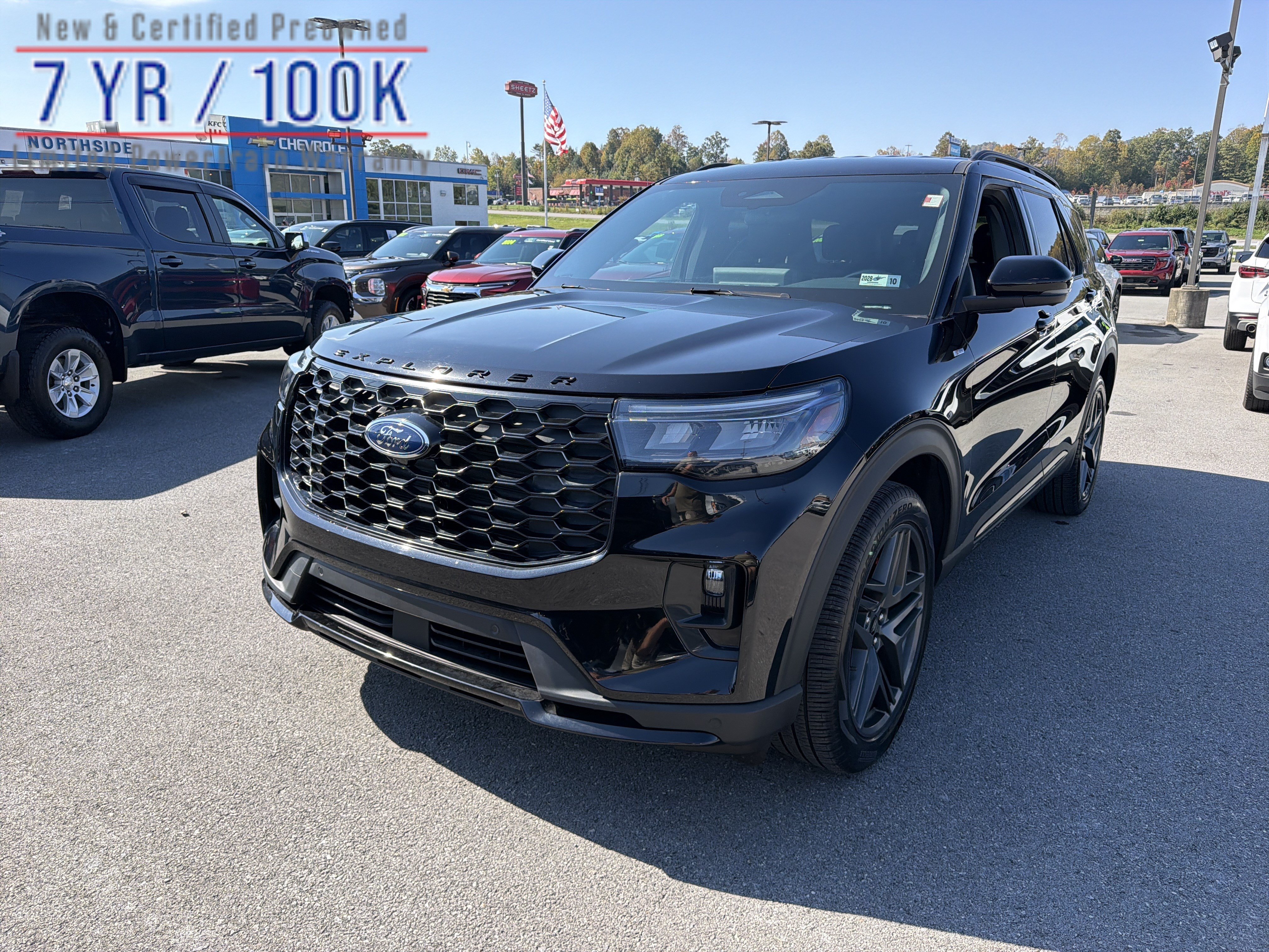 Used 2025 Ford Explorer ST-Line w/ ST-Line Street Pack AWD/4WD image 1