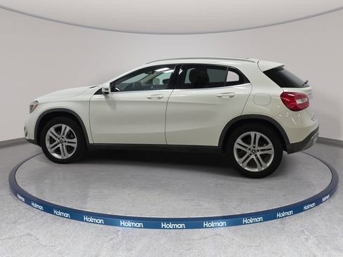 Used 2018 Mercedes-Benz GLA 250 4MATIC image 9