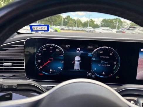 Used 2020 Mercedes-Benz GLE 350 image 6