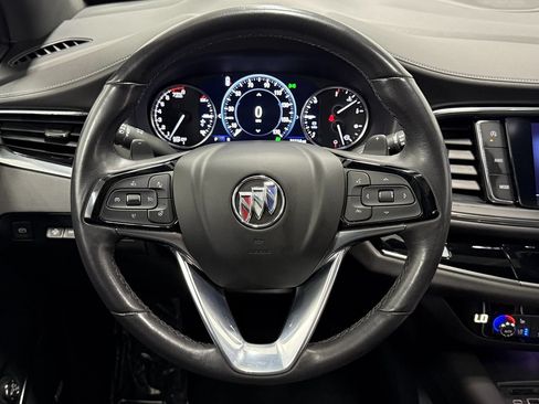 Used 2024 Buick Enclave Avenir w/ Avenir Technology Package AWD/4WD image 19