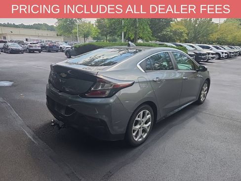 Used 2017 Chevrolet Volt Premier w/ Driver Confidence Package FWD image 14