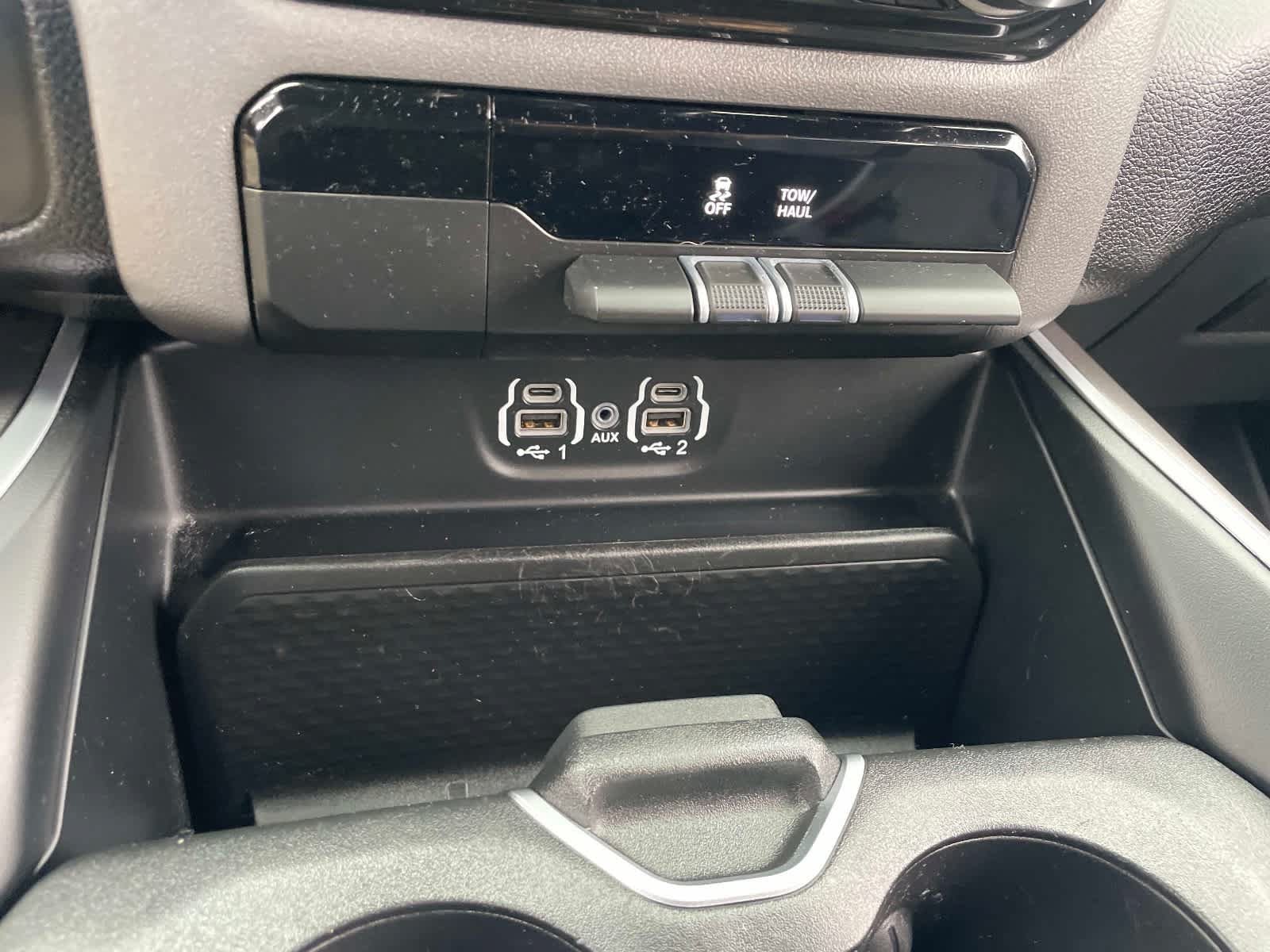 Used 2022 RAM 1500 Big Horn AWD/4WD image 28