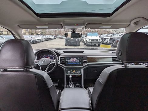 Used 2023 Volkswagen Atlas SE w/ Panoramic Sunroof Package AWD/4WD image 41