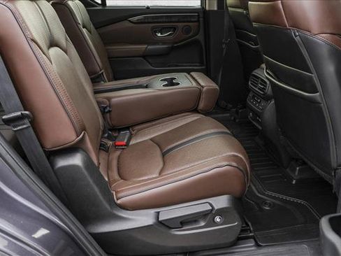 Used 2023 Honda Pilot Elite image 29