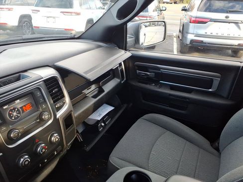 Certified 2024 RAM 1500 Classic Warlock image 19